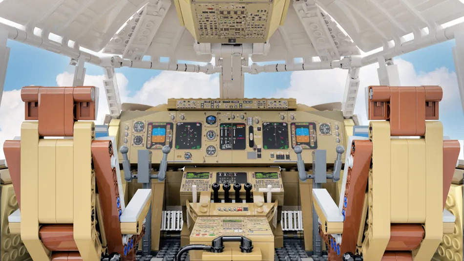 Lego Ideas Boeing 747 Cockpit Achieves 10k Supporters