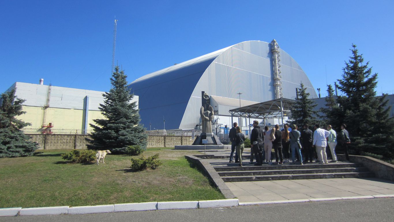 Ukraine warns Chernobyl nuclear plant suffered power outage