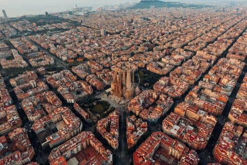 Barcelona will eliminate tourist apartments