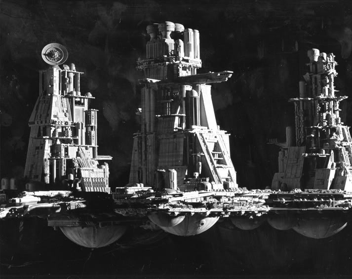 Space Truckin’ – The Nostromo (2012)